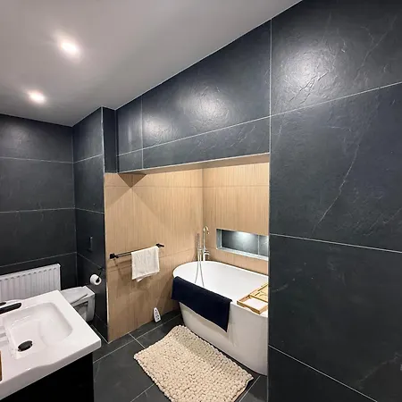 The River 3 Bedroom Retreat * Limerick Junction